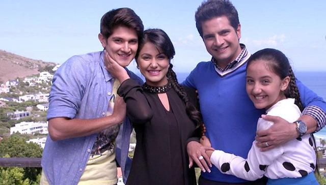 Hina Khan with other cast members of Yeh Rishta Kya Kehlata Hai. (Hotstar) Hina Khan with other cast members of Yeh Rishta Kya Kehlata Hai. (Hotstar)