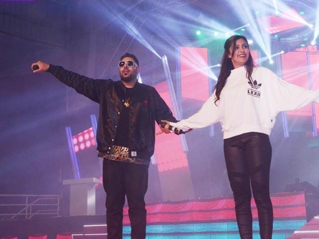 Singer Badshah performs at Saifai Mahotsav 2016. (Courtesy Sughar Singh) 