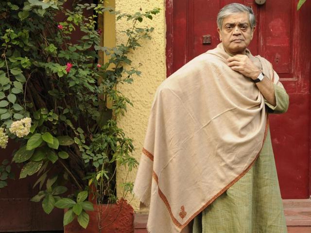Sandip Ray is planning a ‘double’ Feluda in 2016. The film director at his residence before release of film Monchuri on December 20, 2015.(Samir Jana) Sandip Ray is planning a ‘double’ Feluda in 2016. The film director at his residence before release of film Monchuri on December 20, 2015.(Samir Jana)