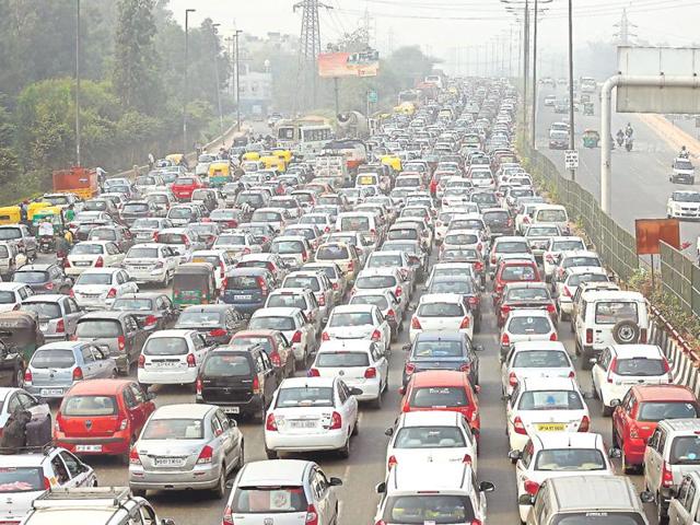 If there are fewer cars on the roads and an efficient and reliable public transport system, Delhi will be a very different city. (Ravi Choudhary/HT file photo) If there are fewer cars on the roads and an efficient and reliable public transport system, Delhi will be a very different city. (Ravi Choudhary/HT file photo)