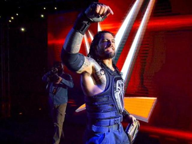 WWE World Heavyweight champion Roman Reigns makes his way to the ring to face Big Show. (Photo: WWE.Com) WWE World Heavyweight champion Roman Reigns makes his way to the ring to face Big Show. (Photo: WWE.Com)