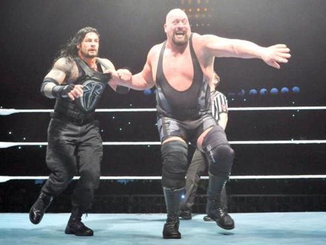 Action during the main event match between Big Show and Roman Reigns. (Photo: wwe.com) Action during the main event match between Big Show and Roman Reigns. (Photo: wwe.com)