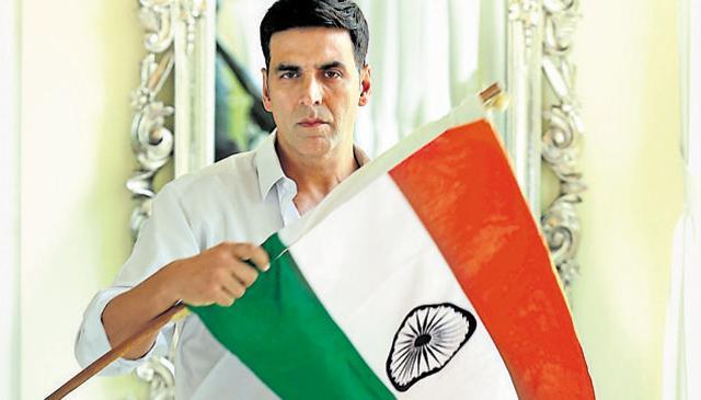 Actor Akshay Kumar shows his patriotic colours as he poses for a profile shoot. (HT) Actor Akshay Kumar shows his patriotic colours as he poses for a profile shoot. (HT)
