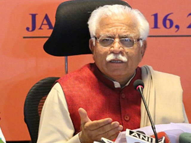 Haryana chief minister Manohar Lal Khattar addressing a press conference in Chandigarh on Sunday.(HT Photo)