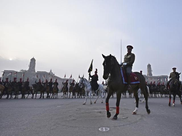 Soldiers of the Cavalry regiment practising ahead of the Republic Day parade. (Arun Sharma/HT)