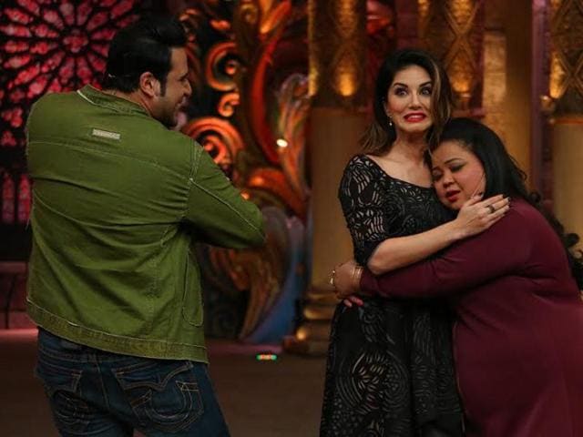 Sunny Leone is scandalised as she hugs Bharti Singh on the sets of Comedy Nights Bachao.