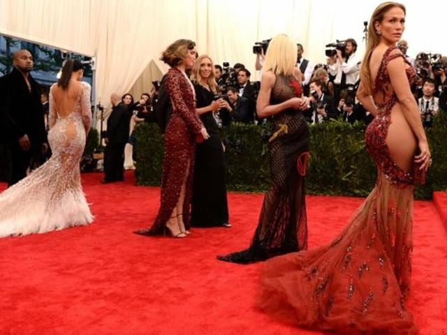 This Met Gala ensemble which made side butt a fashion statement. No wonder JLo is happy with her new nickname! This Met Gala ensemble which made side butt a fashion statement. No wonder JLo is happy with her new nickname!