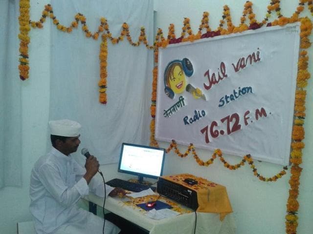 A prisoner in Satna central jail breaks into a song at the prison’s radio station. (HT photo) A prisoner in Satna central jail breaks into a song at the prison’s radio station. (HT photo)