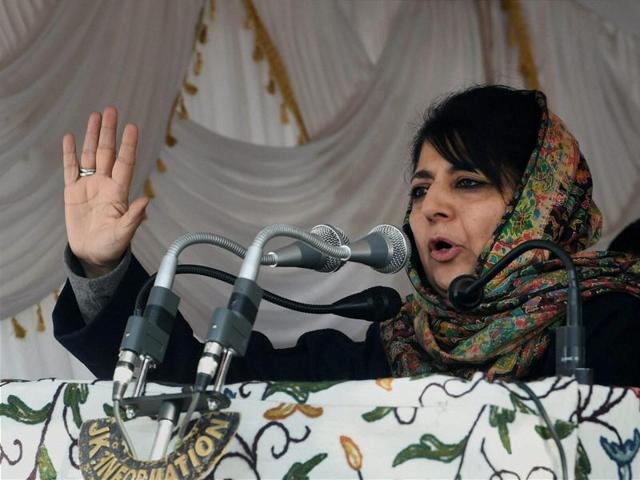 PDP leader Mehbooba Mufti addresses the media at her residence in Srinagar. She is set to be Jammu and Kashmir’s first woman chief minister.(AP)