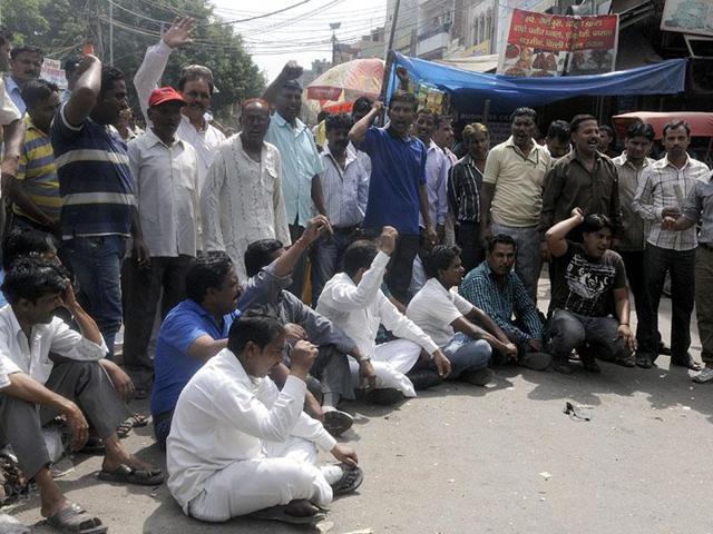 Employee unions of the three civic bodies in Delhi have threatened to go on an indefinite strike starting January 27. (HT File Photo) Employee unions of the three civic bodies in Delhi have threatened to go on an indefinite strike starting January 27. (HT File Photo)