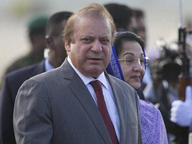 Pakistan President Nawaz Sharif arrives at Katunayaka International air port in Colombo. (AP Photo) Pakistan President Nawaz Sharif arrives at Katunayaka International air port in Colombo. (AP Photo)