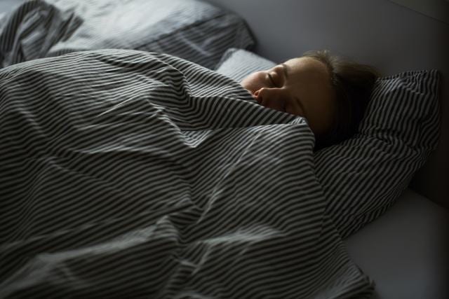 Cleaning up your diet could be the key to a better night’s sleep. (Shutterstock)
