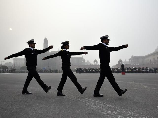 Indian Navy personnel march past during the Beating Retreat parade rehearsal ahead of the Republic Day. (Ravi Choudhary/ HT Photo) Indian Navy personnel march past during the Beating Retreat parade rehearsal ahead of the Republic Day. (Ravi Choudhary/ HT Photo)