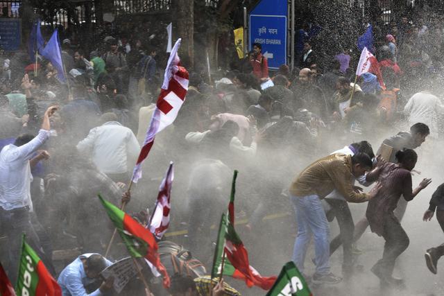 The suicide has triggered protests from students even as Union labour minister Bandaru Dattatreya and the VC were named in an FIR in this regard. ( Hindustan Times) The suicide has triggered protests from students even as Union labour minister Bandaru Dattatreya and the VC were named in an FIR in this regard. ( Hindustan Times)