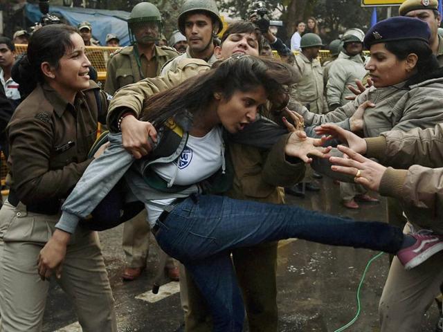 Police detain a student a protesting against the HRD Ministry in Delhi over the suicide of a PhD scholar Rohith Vemula.(PTI)