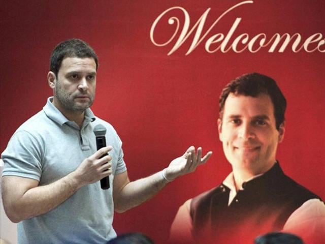 Congress vice-president Rahul Gandhi interacts with students at NMIMS in Mumbai.(PTI Photo)