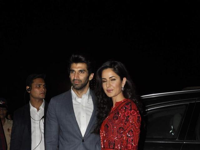 Aditya Roy Kapur accompanied Katrina Kaif at the annual Mumbai Police Melawa show in Mumbai on January 19, 2016.  (Viral Bhayani/HT) 