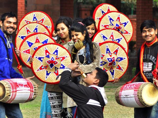 A dance troupe from Assam fine tuning their performance ahead of the inauguration. (Sant Arora/HT Photo)