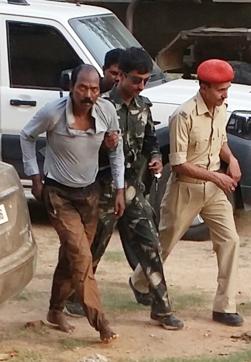 Pravin Tiwari the journalist reporting live from a Maoist camp at undisclosed destination near Simdega . (Hindustan Times) Pravin Tiwari the journalist reporting live from a Maoist camp at undisclosed destination near Simdega . (Hindustan Times)