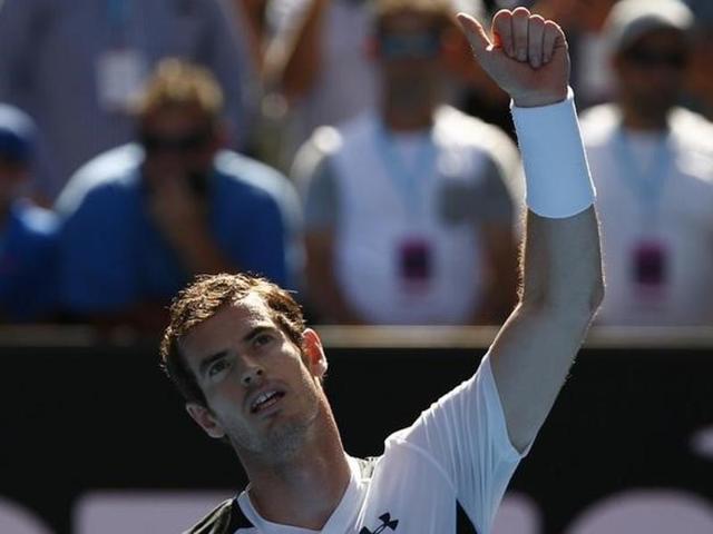 Britain's Andy Murray (L) shakes hands with Australia's Sam Groth after Murray won their second round match at the Australian Open in Melbourne on January 21, 2016. (Reuters Photo) Britain's Andy Murray (L) shakes hands with Australia's Sam Groth after Murray won their second round match at the Australian Open in Melbourne on January 21, 2016. (Reuters Photo)