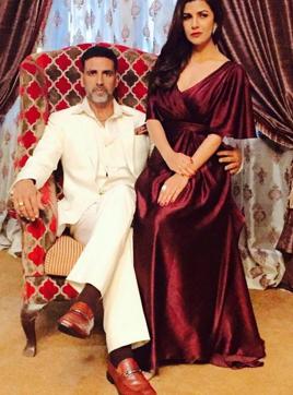 Akshay Kumar and Nimrat Kaur in a still from Airlift. (Facebook)