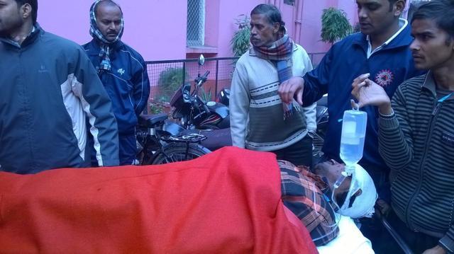 Injured divyangs at divisional hospital Varanasi (Adarsh Gupta/HT) Injured divyangs at divisional hospital Varanasi (Adarsh Gupta/HT)