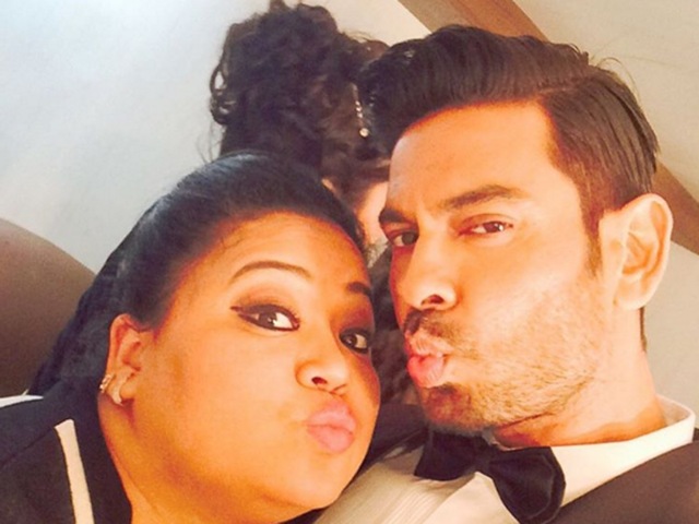 Pout please: Bharti and Keith pucker up for the camera. (Instagram)