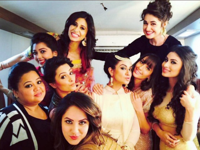 All the pretty ladies at the Bigg Boss 9 finale. (Instagram)