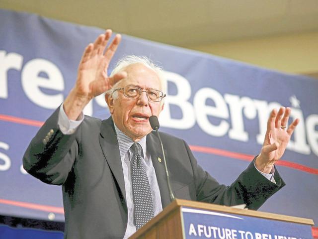 US Democratic presidential candidate Bernie Sanders at a town hall meeting in Bedford, New Hampshire.(Reuters Photo)