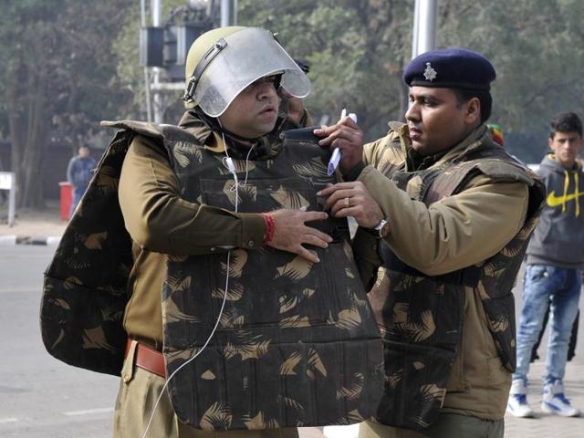 Senior Superintendent of police security and traffic Manish Chaudhary (Left) getting ready for Cavalcade rehearsal outside Rock Garden in Chandigarh on Saturday. (Gurminder Singh/HT Photo)
