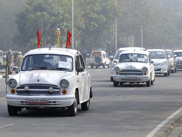 According to UT home secretary Anurag Agarwal, no roads would be closed for long duration for Hollande and Modi’s visit. (Gurminder Singh/HT Photo)