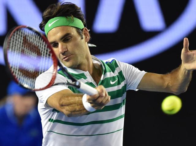 Switzerland's Roger Federer plays a forehand return during his men's singles match against Belgium's David Goffin. (AFP Photo) Switzerland's Roger Federer plays a forehand return during his men's singles match against Belgium's David Goffin. (AFP Photo)