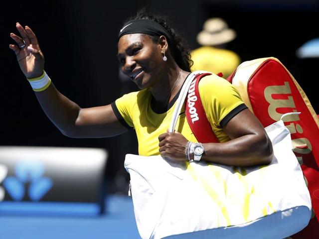 Serena Williams of the U.S. waves as she leaves after winning her fourth round match against Russia's Margarita Gasparyan at the Australian Open. (Reuters Photo) Serena Williams of the U.S. waves as she leaves after winning her fourth round match against Russia's Margarita Gasparyan at the Australian Open. (Reuters Photo)