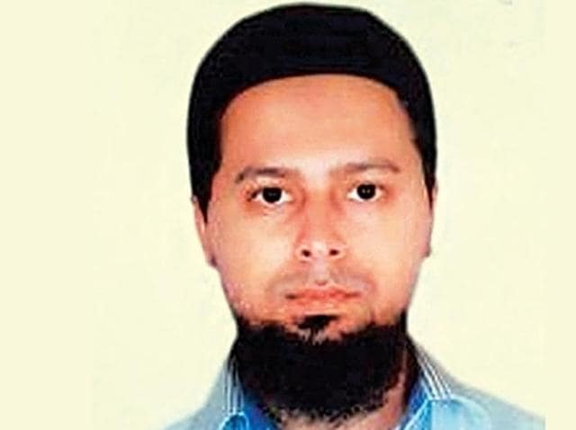 The nabbing of Muddabir Mushtaq Sheikh from Mumbra, a suburban Thane district, as part of the countrywide crackdown against the Islamic State that led to the arrest of 14 people, has brought to the fore the systematic recruitment process and the al Qaeda-like hierarchical structure of the terror outfit in India, leaving the central and state agencies worried