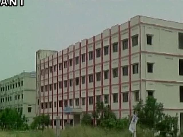 Engineering student allegedly commits suicide by hanging himself in college hostel room in Vijaywad(ANI)