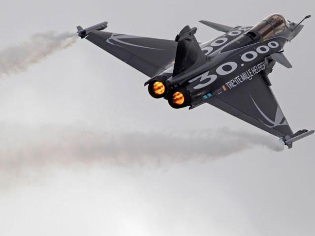 India inked an inter-governmental pact with France to buy 36 Rafale fighter planes on Monday but the two sides could take several weeks to hammer out the multi-billion euro deal. (File Photo) India inked an inter-governmental pact with France to buy 36 Rafale fighter planes on Monday but the two sides could take several weeks to hammer out the multi-billion euro deal. (File Photo)