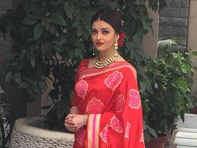 Aishwarya Rai Looks Elegant In Red Mehraab Sari For Lunch With Hollande Hindustan Times