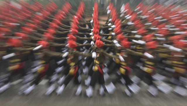 Rajput Regiment march down Rajpath during the Republic Day parade, in New Delhi, India, on Monday, January 26, 2016. French President Francois Hollande was the guest of honour for this year’s celebration of the 67th Republic Day. (Hindustan Times)