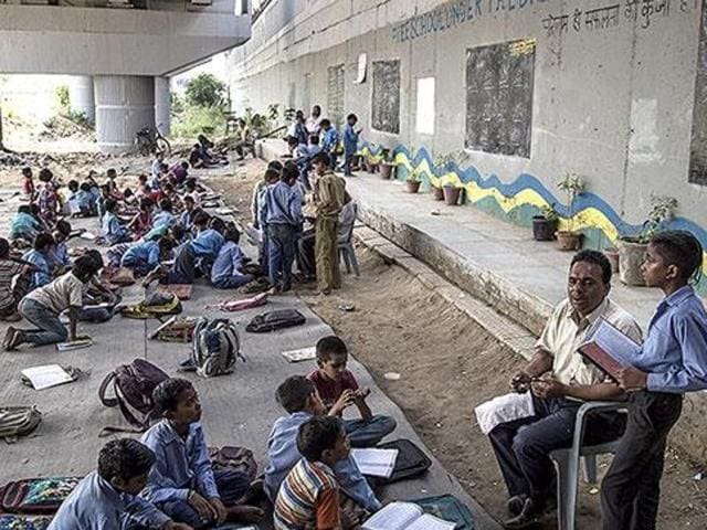 The school education department would be introducing monthly test monitoring system to create central repository of monthly tests for all classes and subjects in all government schools and generate analytical reports. (HT Photo) The school education department would be introducing monthly test monitoring system to create central repository of monthly tests for all classes and subjects in all government schools and generate analytical reports. (HT Photo)