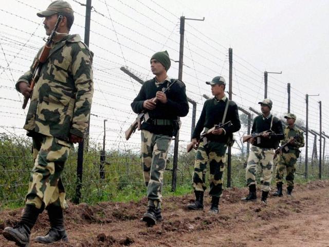 Pathankot: Border Security Force (BSF) soldiers patrol the border fence at Bamial border in Pathankot on Monday. The security has been beefed up in the wake of the recent attacks. PTI Photo (PTI1_4_2016_000243B) (PTI) Pathankot: Border Security Force (BSF) soldiers patrol the border fence at Bamial border in Pathankot on Monday. The security has been beefed up in the wake of the recent attacks. PTI Photo (PTI1_4_2016_000243B) (PTI)