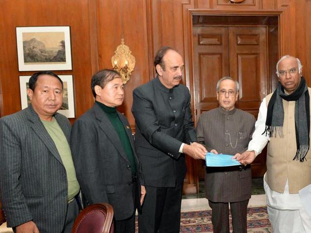 Congress senior leader gulam Nabi azad , Kapil Sibal , Mallikarjun Kharge , Arunachal Pradesh chief minister Nabam Tuki after meeting with President Pranab Mukherjee talking with media person Union cabinet recommending imposition of recommendation of President's Rule in Arunachal at President house, in New Delhi (Hindustan Times) Congress senior leader gulam Nabi azad , Kapil Sibal , Mallikarjun Kharge , Arunachal Pradesh chief minister Nabam Tuki after meeting with President Pranab Mukherjee talking with media person Union cabinet recommending imposition of recommendation of President's Rule in Arunachal at President house, in New Delhi (Hindustan Times)