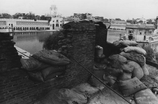 Prime Minister Indira Gandhi was assassinated by her Sikh bodyguards after the Operation Bluestar at the Golden Temple, triggering a further wave of retaliation in which nearly 3,000 Sikhs were killed. Prime Minister Indira Gandhi was assassinated by her Sikh bodyguards after the Operation Bluestar at the Golden Temple, triggering a further wave of retaliation in which nearly 3,000 Sikhs were killed.