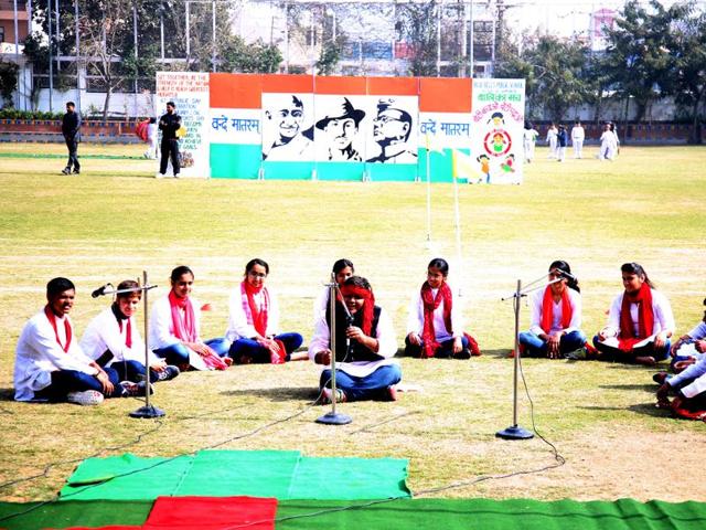 To reinforce the love for freedom, 67th Republic Day was celebrated with patriotic favour and enthusiasm in Bluebells Public School, Sector 10, Gurgaon. The spirit of patriotism was kept alive through a spectacular scintillating cultural programme on the theme - ‘INDIA: A MOSAIC’, that depicted the struggle for India post-Independence and the journey of the nation into a superior surging arena. The students of ‘Balika Manch’ presented a thought provoking street play highlighting the significant role of women in the growth of the country. (HT PACE)
