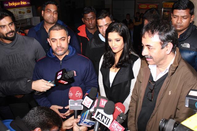 Actors Aamir Khan with Rajkumar Hirani, R Madhavan and Ritika Singh at a special screening of film Saala Khadoos in New Delhi. (IANS) Actors Aamir Khan with Rajkumar Hirani, R Madhavan and Ritika Singh at a special screening of film Saala Khadoos in New Delhi. (IANS)
