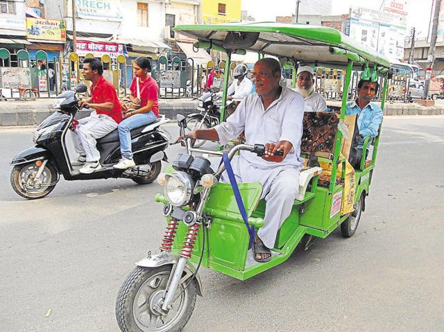 The district magistrate has also given directions to install GPS devices in all e-rickshaws for added safety. (File Photo) The district magistrate has also given directions to install GPS devices in all e-rickshaws for added safety. (File Photo)