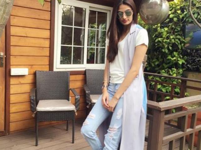 Athiya Shetty looks hot as ever. (Instagram) 