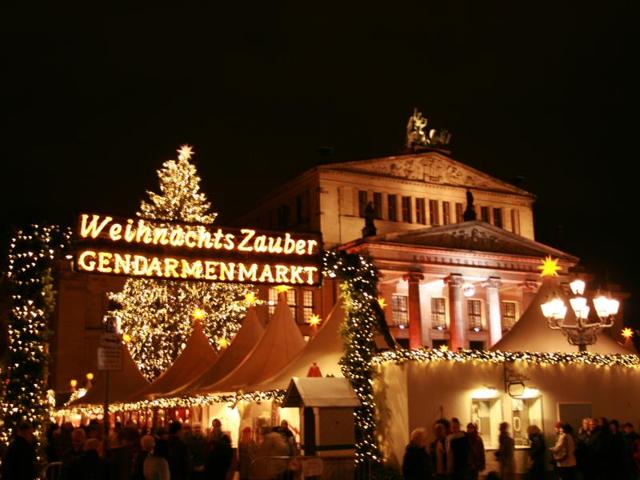 Named after the cavalry regiment Gens d’Armes, the Gendarmenmarkt is a landmark square in Berlin which includes the infamous Konzerthaus (concert hall) and the two churches flanking its sides. (Picture courtesy: Mad Art Photography)