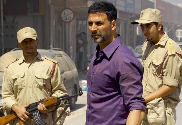 Akshay Kumar has been saying time and again that Airlift stands apart from Ben Affleck’s Argo. While Affleck’s film saved six Americans, Raja Menon’s saved 1.7 lakh Indians in Kuwait evacuation. (YouTube grab) Akshay Kumar has been saying time and again that Airlift stands apart from Ben Affleck’s Argo. While Affleck’s film saved six Americans, Raja Menon’s saved 1.7 lakh Indians in Kuwait evacuation. (YouTube grab)