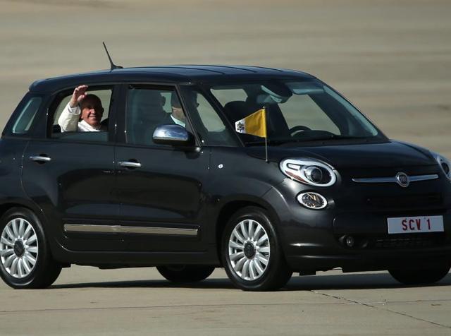Pope Francis travelled in a Fiat 500L through Philadelphia during his historic first visit to the United States. (AFP File Photo)