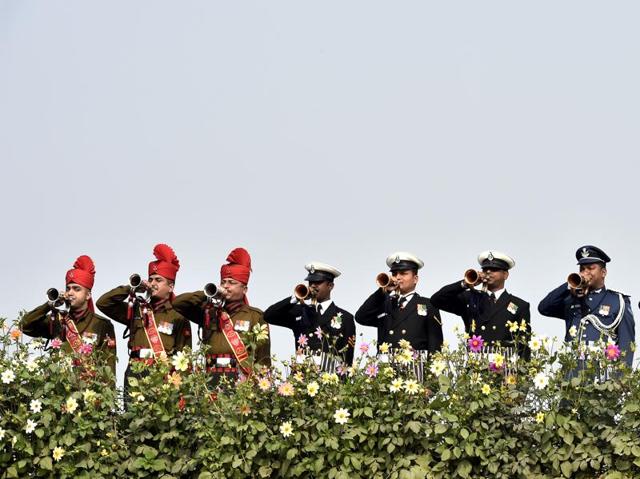 Soldiers line up to pay homage at Rajghat on Martyrs' Day marking the 68th anniversary of Gandhi's assassination in New Delhi. (Ajay Aggarwal/HT Photo) Soldiers line up to pay homage at Rajghat on Martyrs' Day marking the 68th anniversary of Gandhi's assassination in New Delhi. (Ajay Aggarwal/HT Photo)